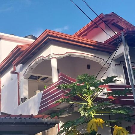 Javi Holiday Home Trincomalee Buitenkant foto