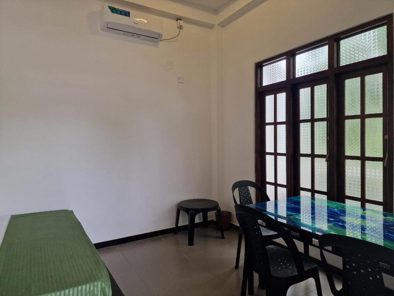 Javi Holiday Home Trincomalee Buitenkant foto